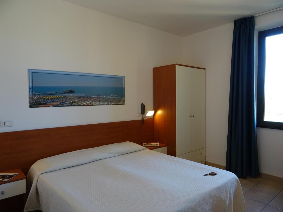 Dependance Dell'Hotel Sole E Mare Lido di Camaiore Esterno foto