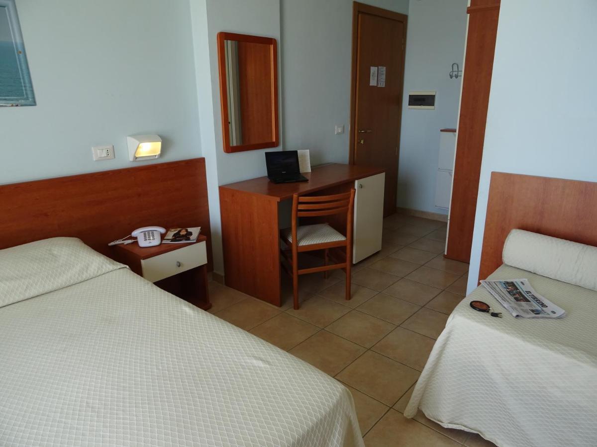 Dependance Dell'Hotel Sole E Mare Lido di Camaiore Esterno foto