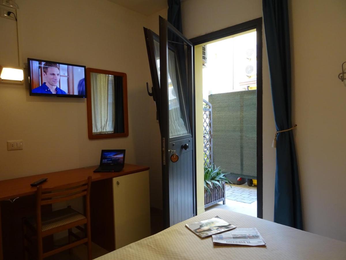 Dependance Dell'Hotel Sole E Mare Lido di Camaiore Esterno foto