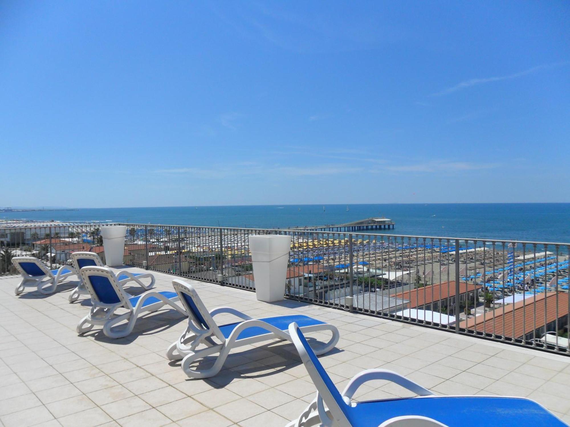 Dependance Dell'Hotel Sole E Mare Lido di Camaiore Esterno foto