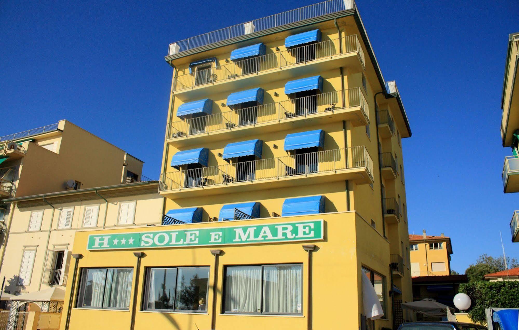 Dependance Dell'Hotel Sole E Mare Lido di Camaiore Esterno foto
